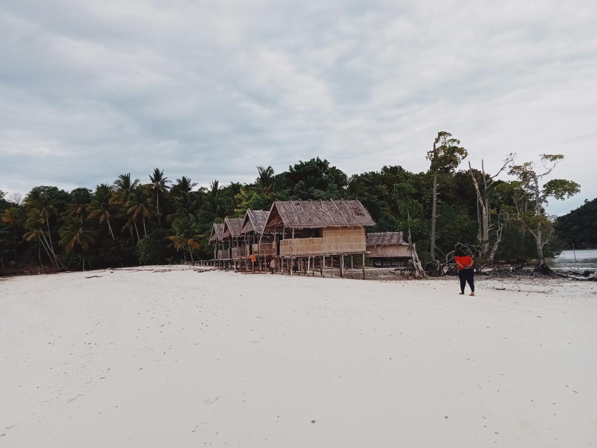 Ransiwor Homestay Kri Экстерьер фото