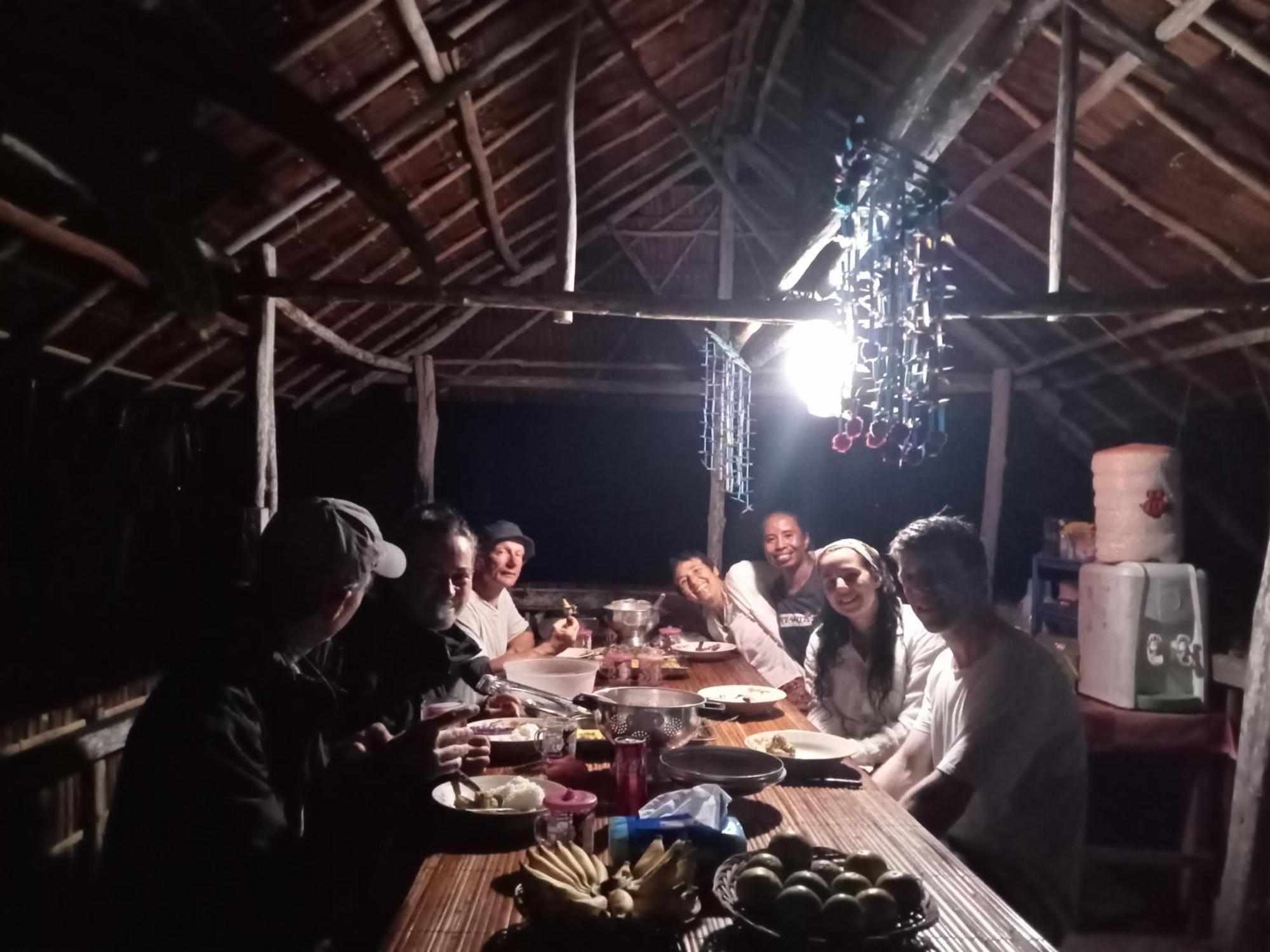 Ransiwor Homestay Kri Экстерьер фото